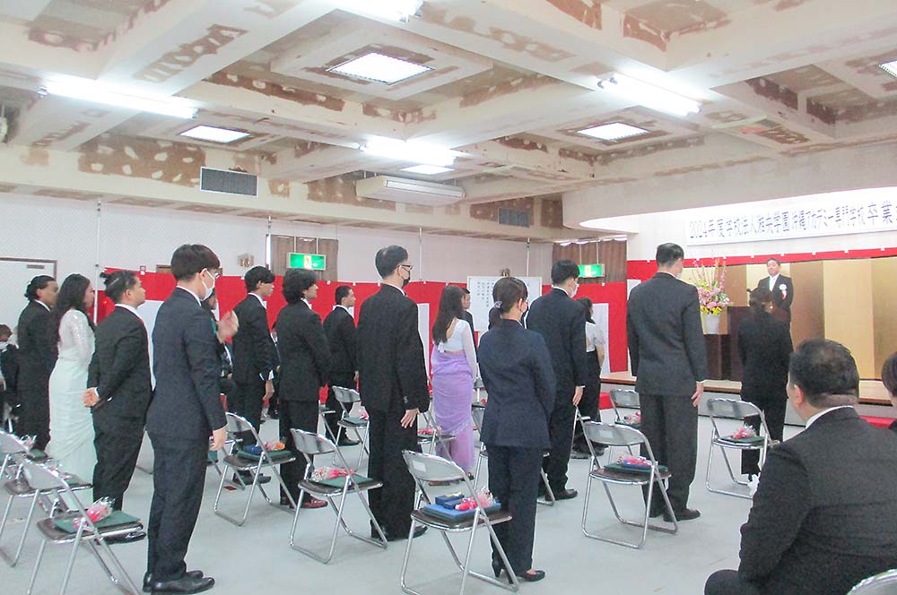 卒業式を経て、32年の歴史に幕を下ろし沖縄アカデミー専門学校は閉校となりました。