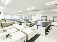 生化学系実習室